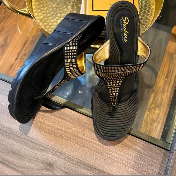 Skechers wedge sandals - Picture 2 of 6